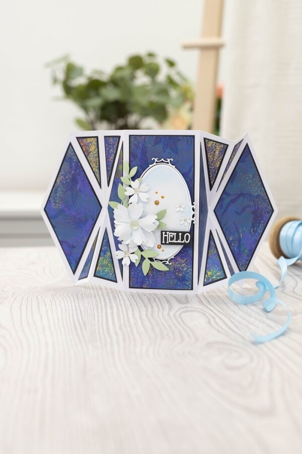 CC - Shaped Basic Cards/Envelopes - Double Diamond Fan Fold Card
