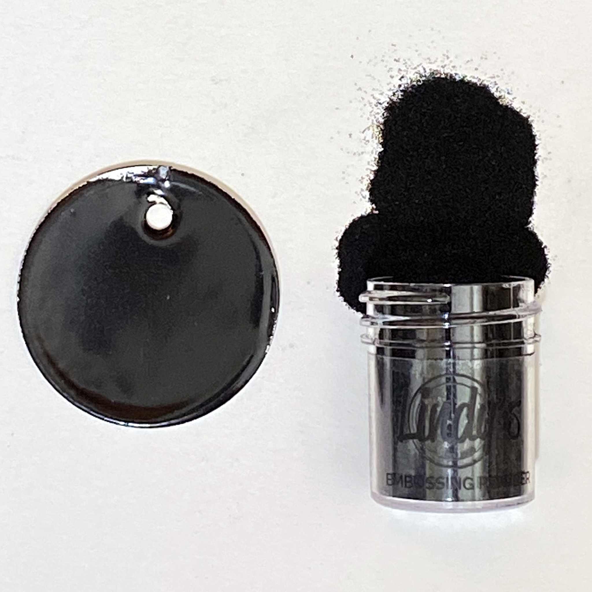 lindys-stamp-gang-boogie-down-black-embossing-powd