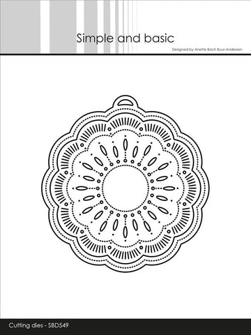 Simple and Basic die "Doily on a tag"