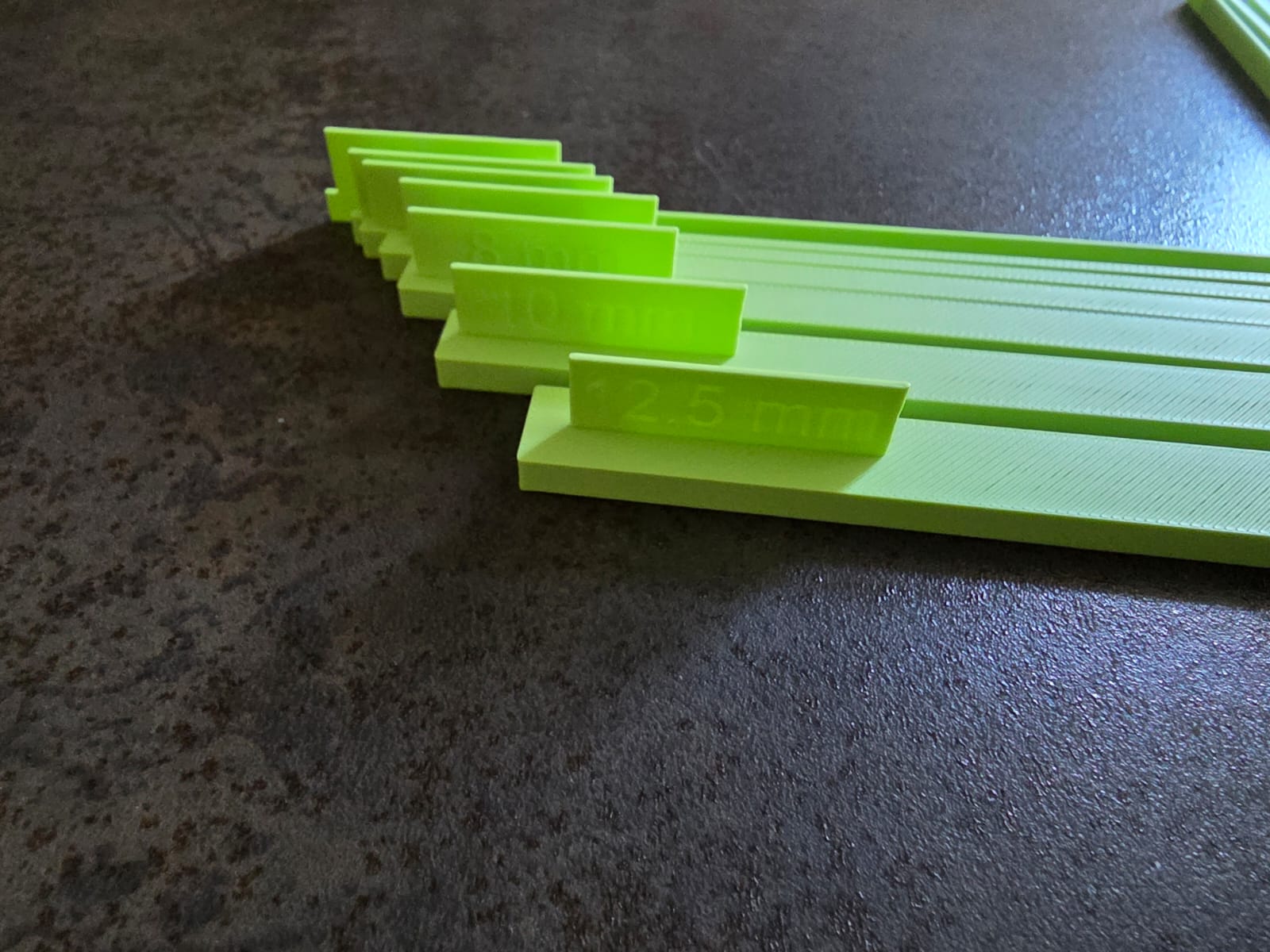 Stempelmühle - Anlegewinkel für Mattung  in cm - Apple Green