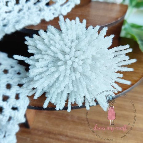 dress-my-craft-thread-pollen-sugar-white-dmcfl8734