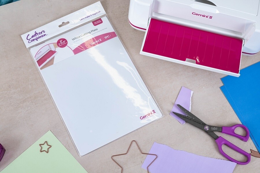 Gemini II Accessories - White Cutting Plate Gemini II Accessories - White Cutting Plate