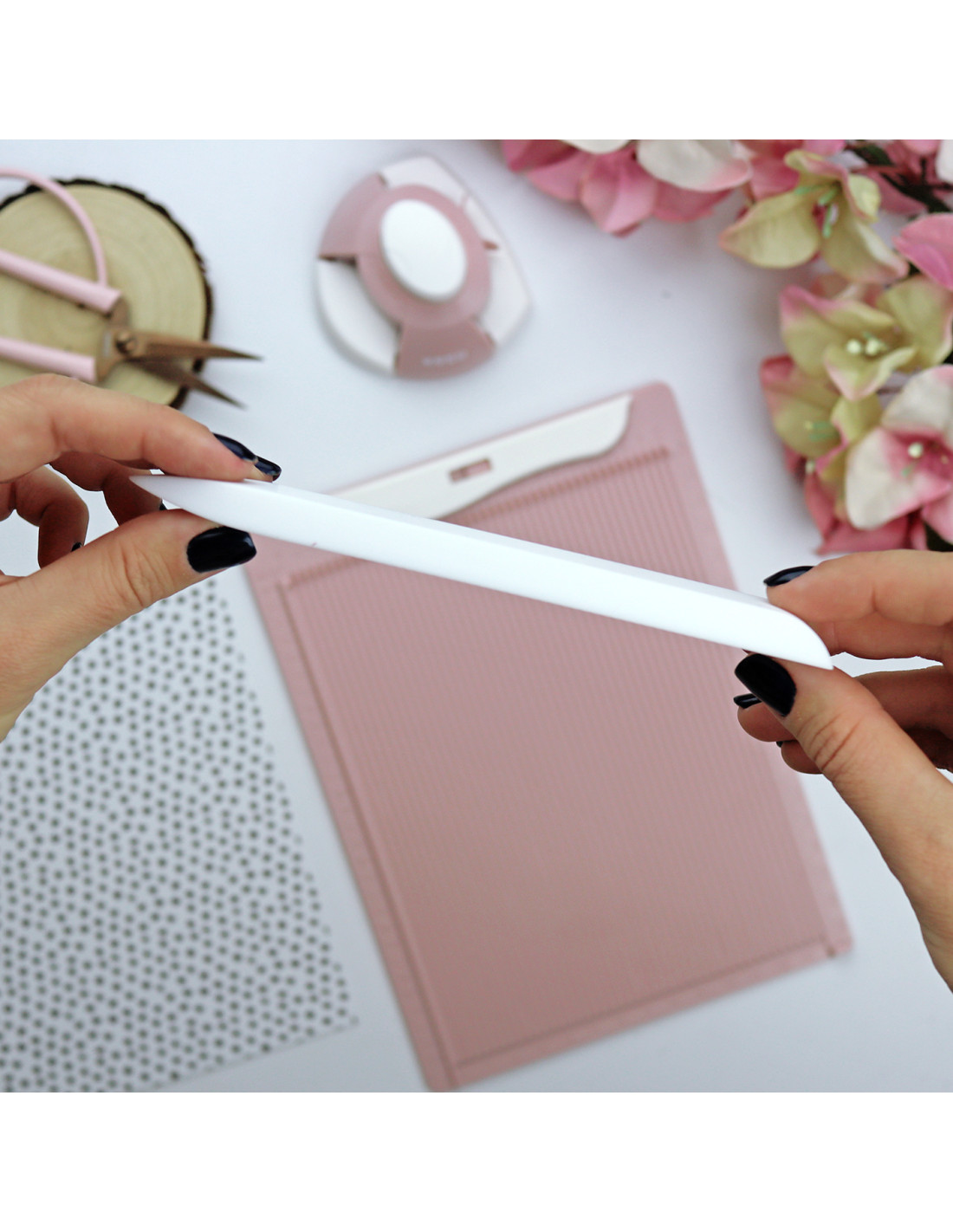 Rita Rita - XL Teflon folder, CocoBone Rita Rita - XL Teflon folder, CocoBone